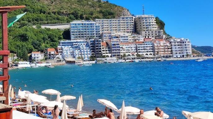 Adriatic Apartman Becici  Exterior photo